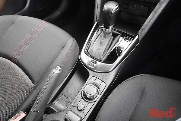2026 Mazda 2 G15 Evolve DJ Series thumb-13