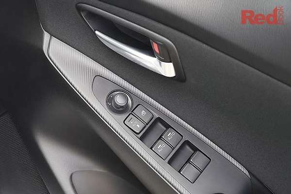 2026 Mazda 2 G15 Evolve DJ Series thumb-14