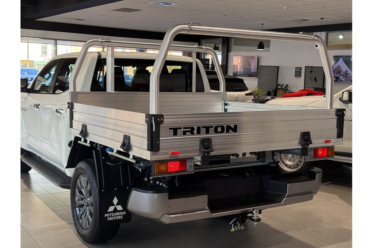 2025 Mitsubishi MV Triton GLS 2.4L D 6AT 4X4 DC CC