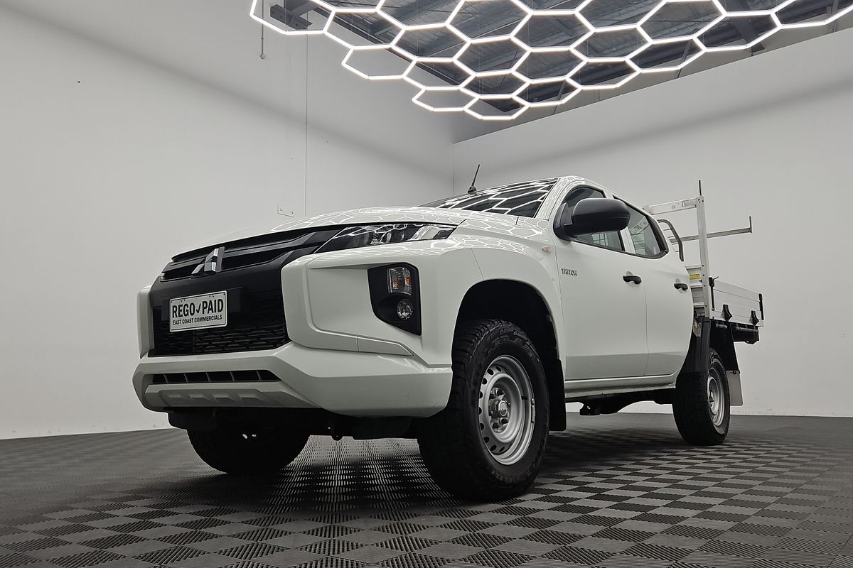 2022 Mitsubishi Triton GLX MR 4X4