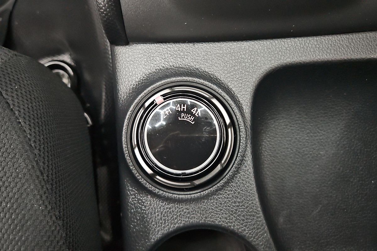 2022 Mitsubishi Triton GLX MR 4X4