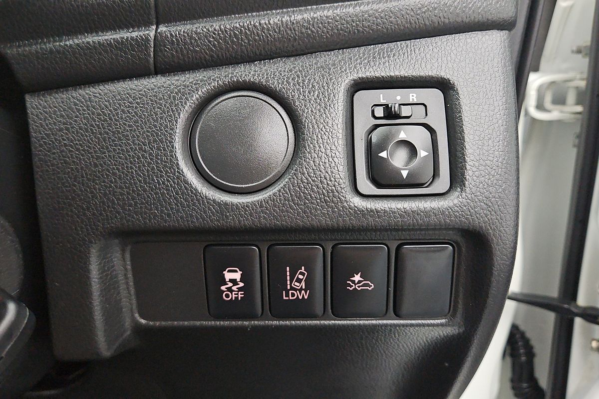 2022 Mitsubishi Triton GLX MR 4X4