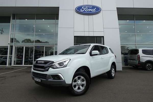 2020 Isuzu MU-X LS-M