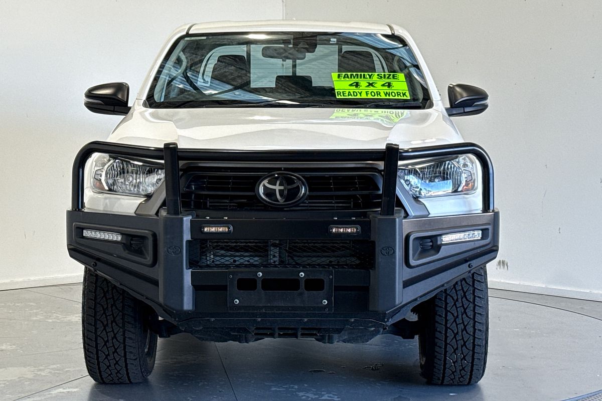 2023 Toyota Hilux SR (4x4) GUN126R 4X4