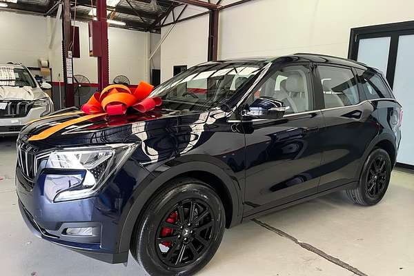 2025 Mahindra XUV700 AX7L