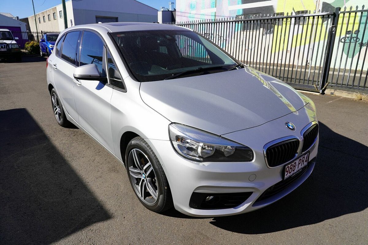 2015 BMW 218i Active Tourer Sport Line F45