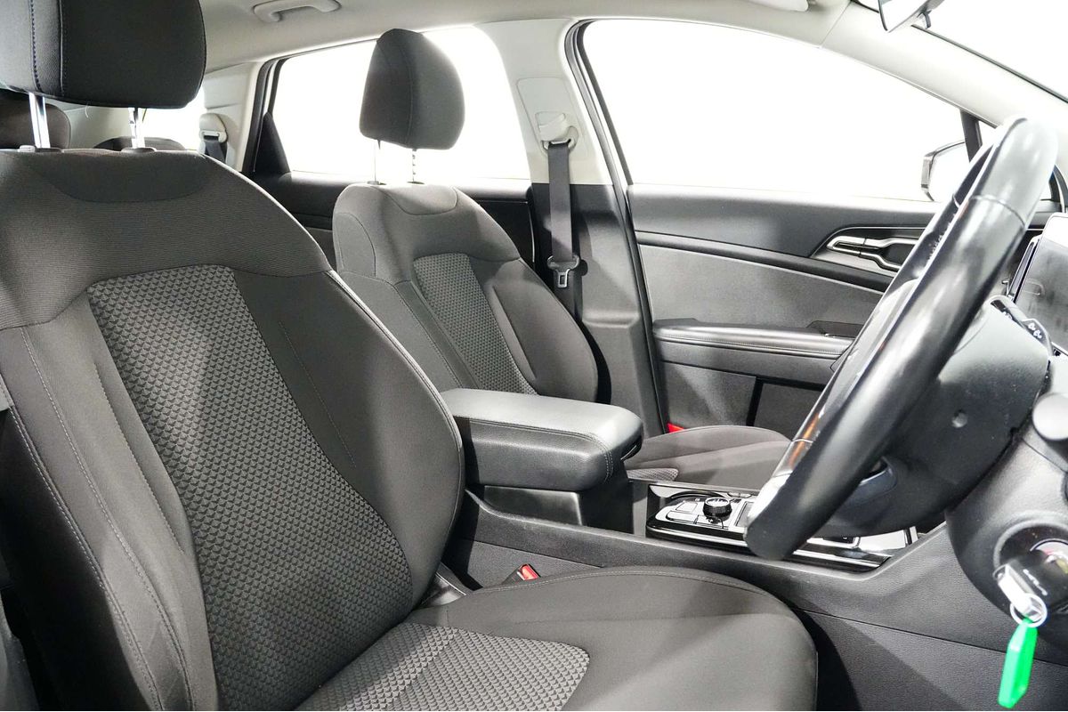 2022 Kia Sportage S NQ5