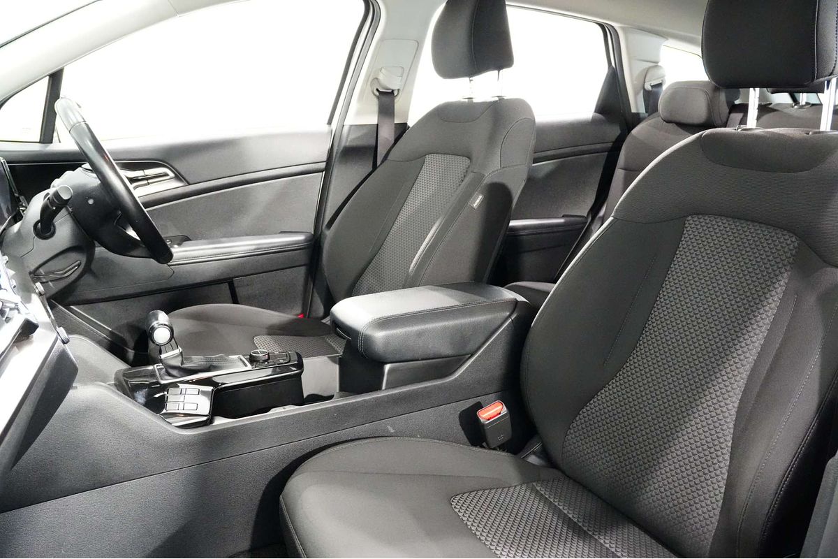 2022 Kia Sportage S NQ5