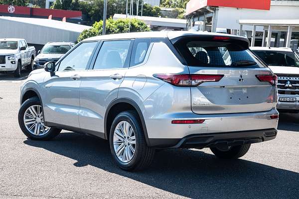 2024 Mitsubishi Outlander PHEV ES ZM