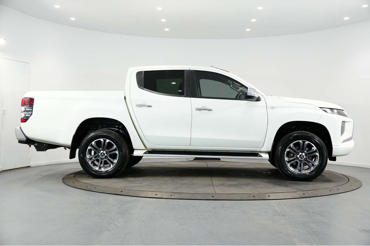 2021 Mitsubishi Triton GLX-R MR 4X4