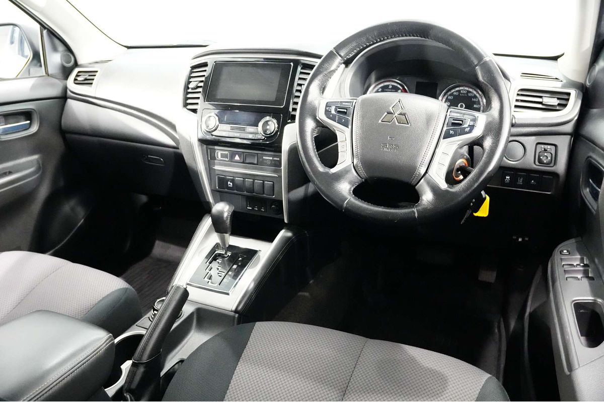 2021 Mitsubishi Triton GLX-R MR 4X4