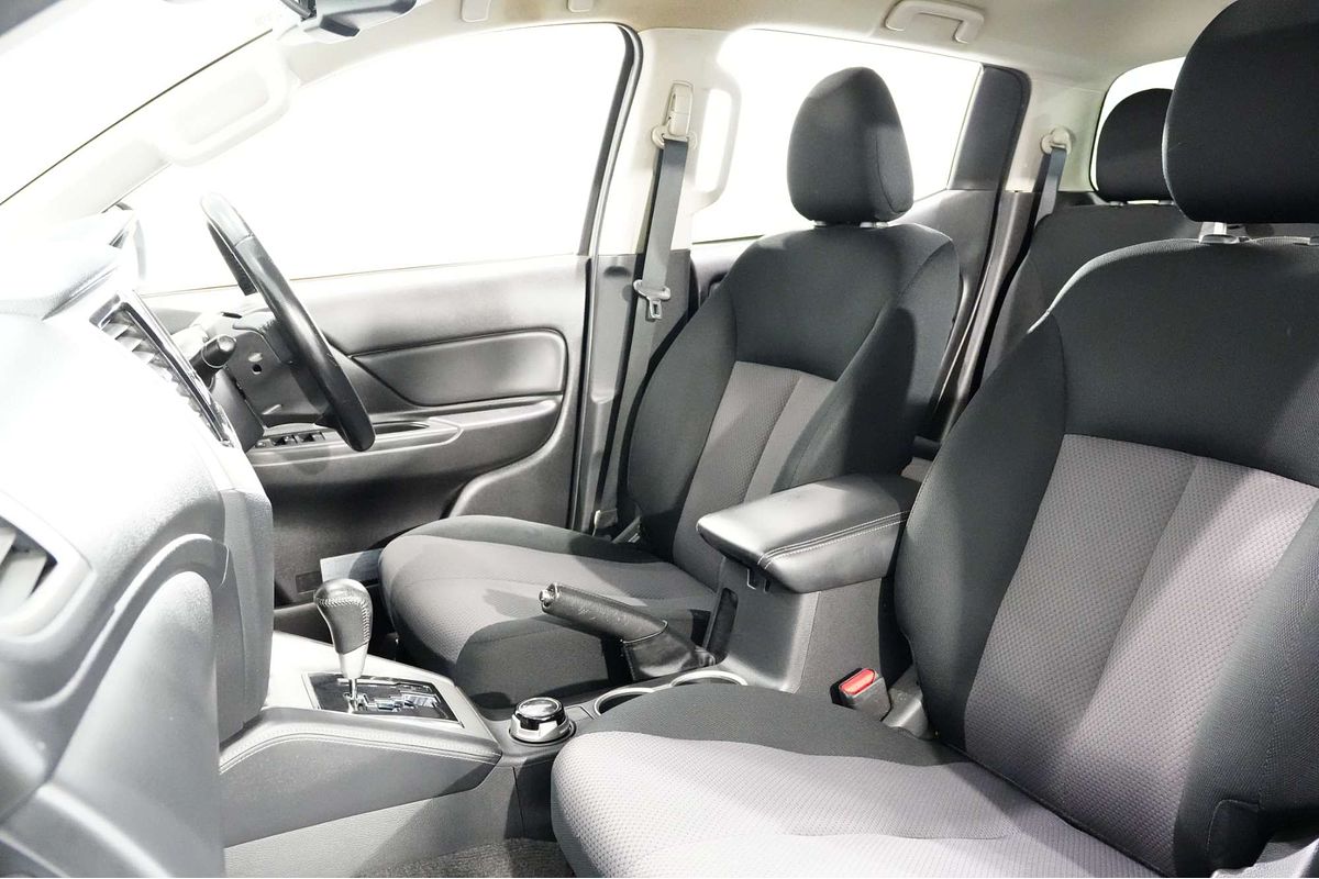 2021 Mitsubishi Triton GLX-R MR 4X4