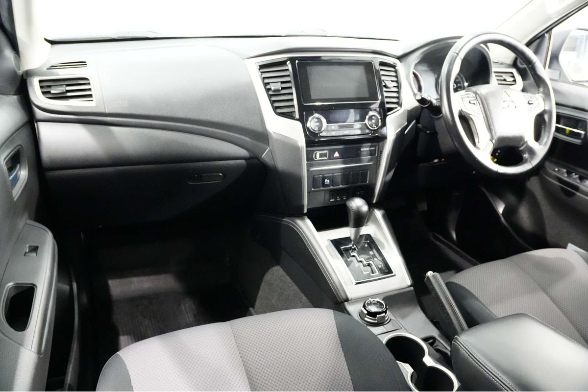 2021 Mitsubishi Triton GLX-R MR 4X4