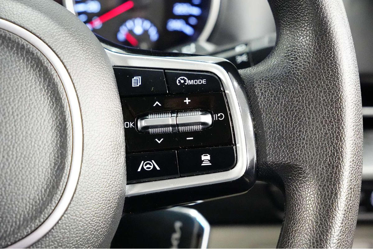 2023 Kia Carnival S KA4