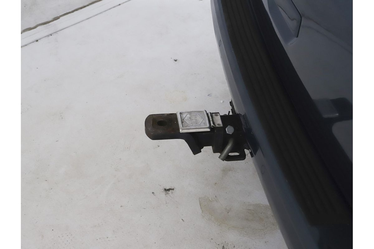 MY19 Volkswagen Multivan Comfortline TDi340 7sp DSG (SGMGB7/19)