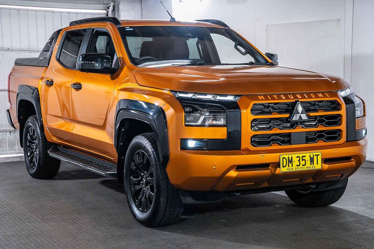 2025 Mitsubishi Triton GSR MV 4X4