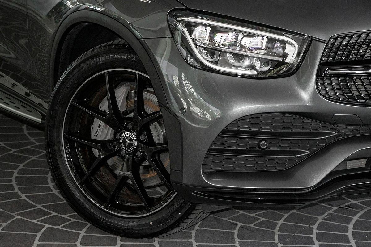 C253 802MY GLC300 CPE 5dr 9G 9 sp 2.0T