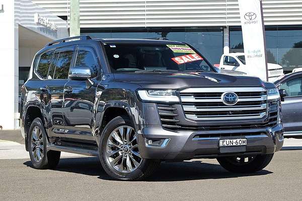 2022 Toyota Landcruiser Sahara ZX FJA300R