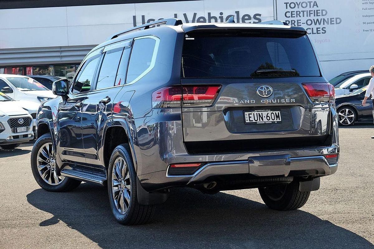 2022 Toyota Landcruiser Sahara ZX FJA300R