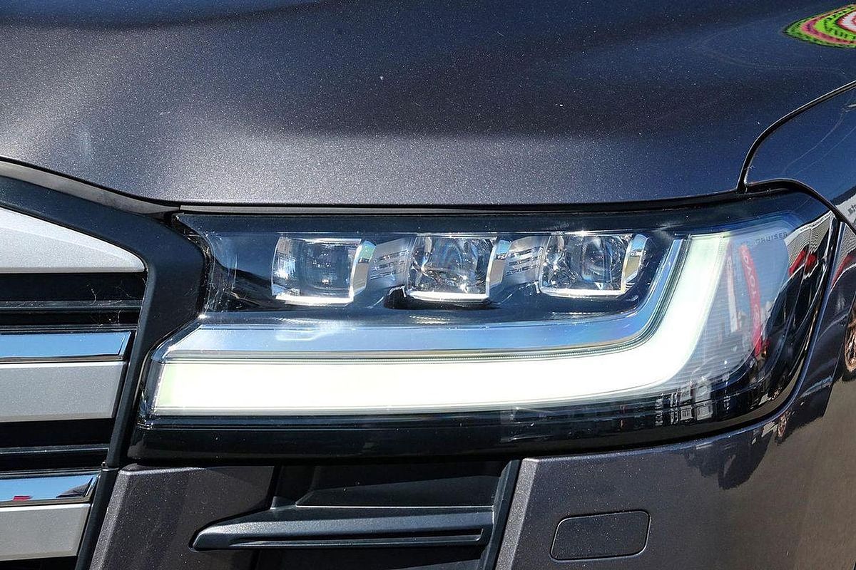 2022 Toyota Landcruiser Sahara ZX FJA300R