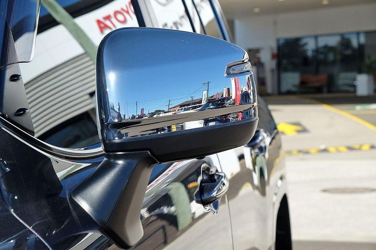 2022 Toyota Landcruiser Sahara ZX FJA300R