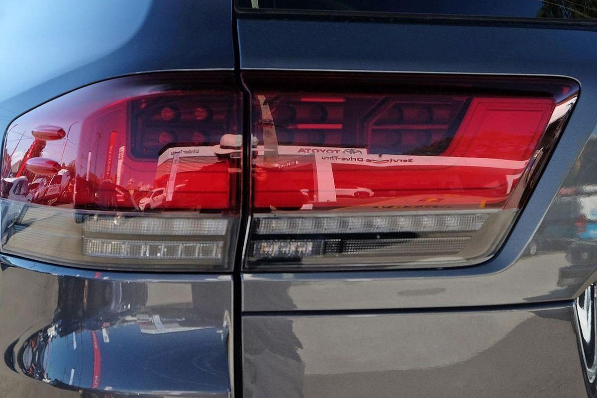 2022 Toyota Landcruiser Sahara ZX FJA300R