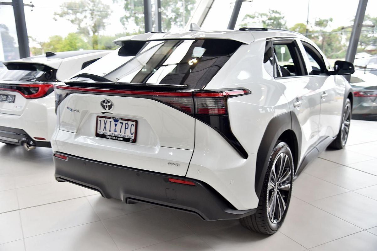 2024 Toyota bZ4X YEAM15R