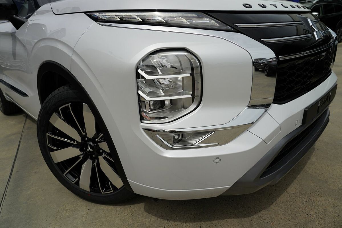 2025 Mitsubishi Outlander Exceed Tourer ZM