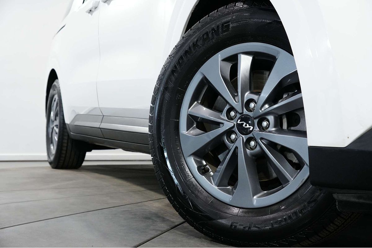 2023 Kia Carnival S KA4