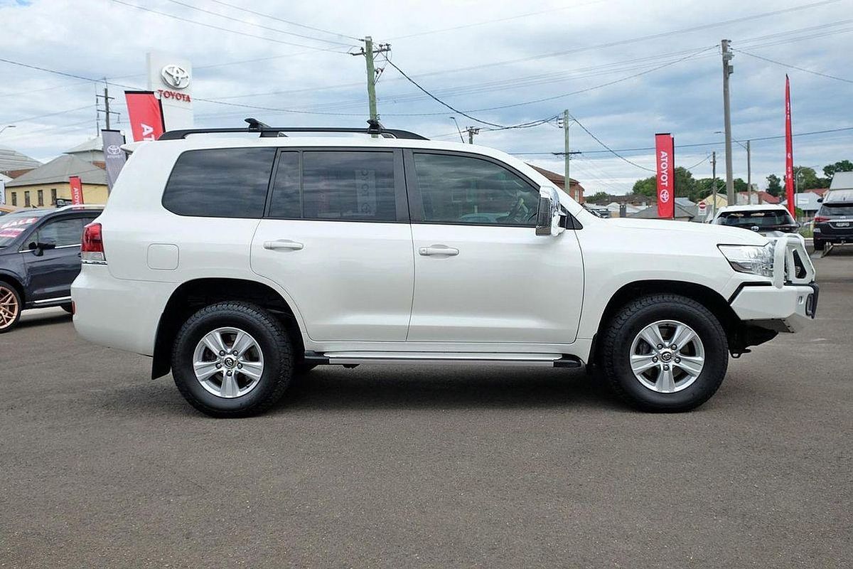 2017 Toyota Landcruiser GXL VDJ200R