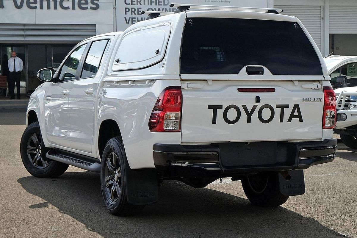 2025 Toyota Hilux SR GUN126R 4X4