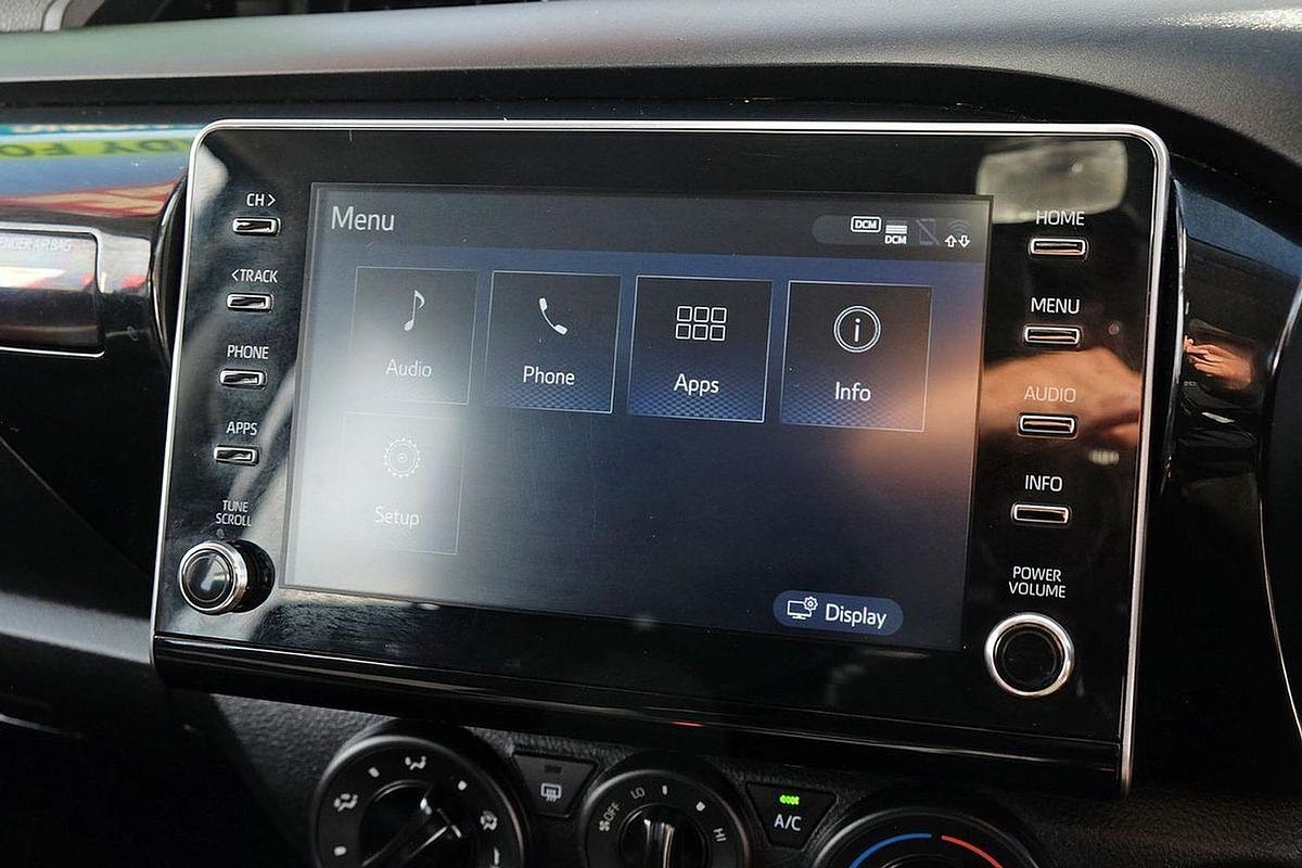 2025 Toyota Hilux SR GUN126R 4X4