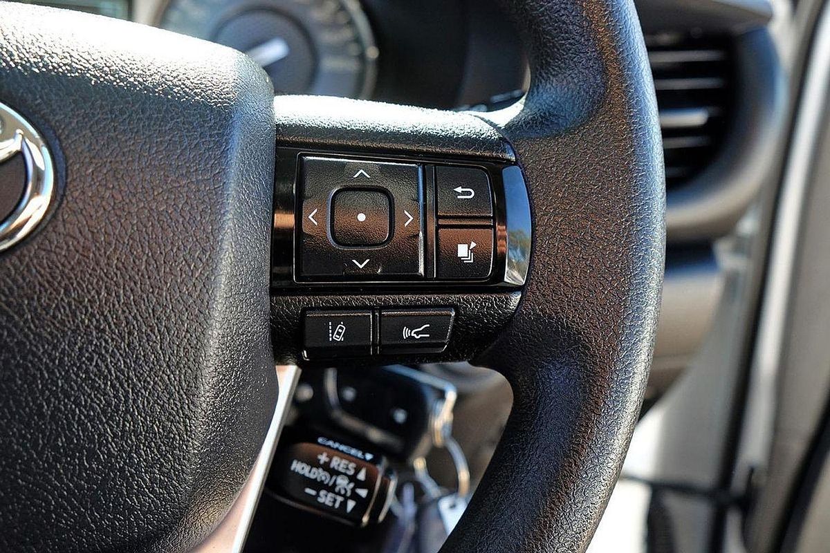 2023 Toyota Hilux SR GUN126R 4X4