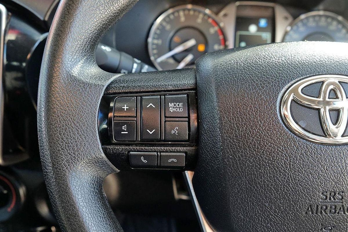 2022 Toyota Hilux SR GUN126R 4X4