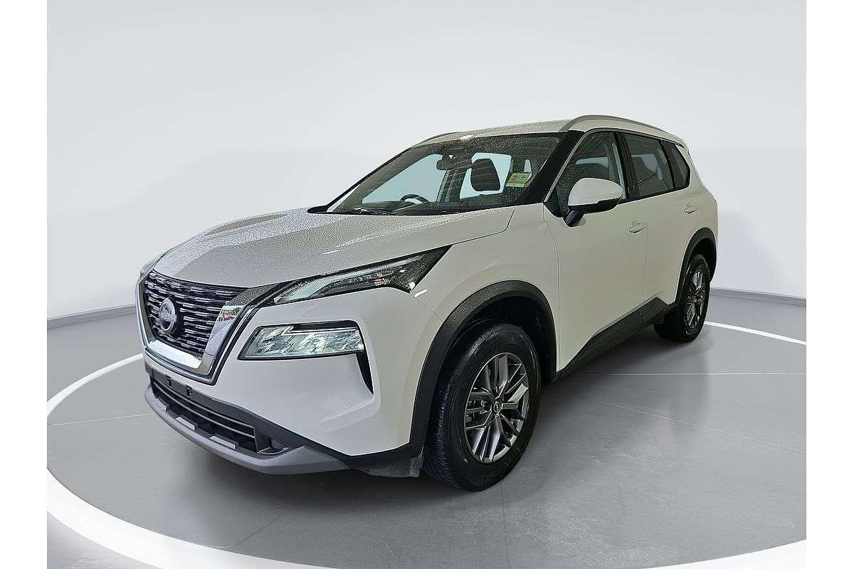 2024 Nissan X-TRAIL ST T33