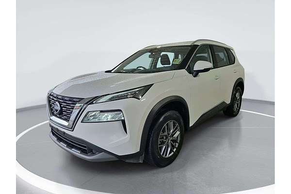 2025 Nissan X-TRAIL ST T33