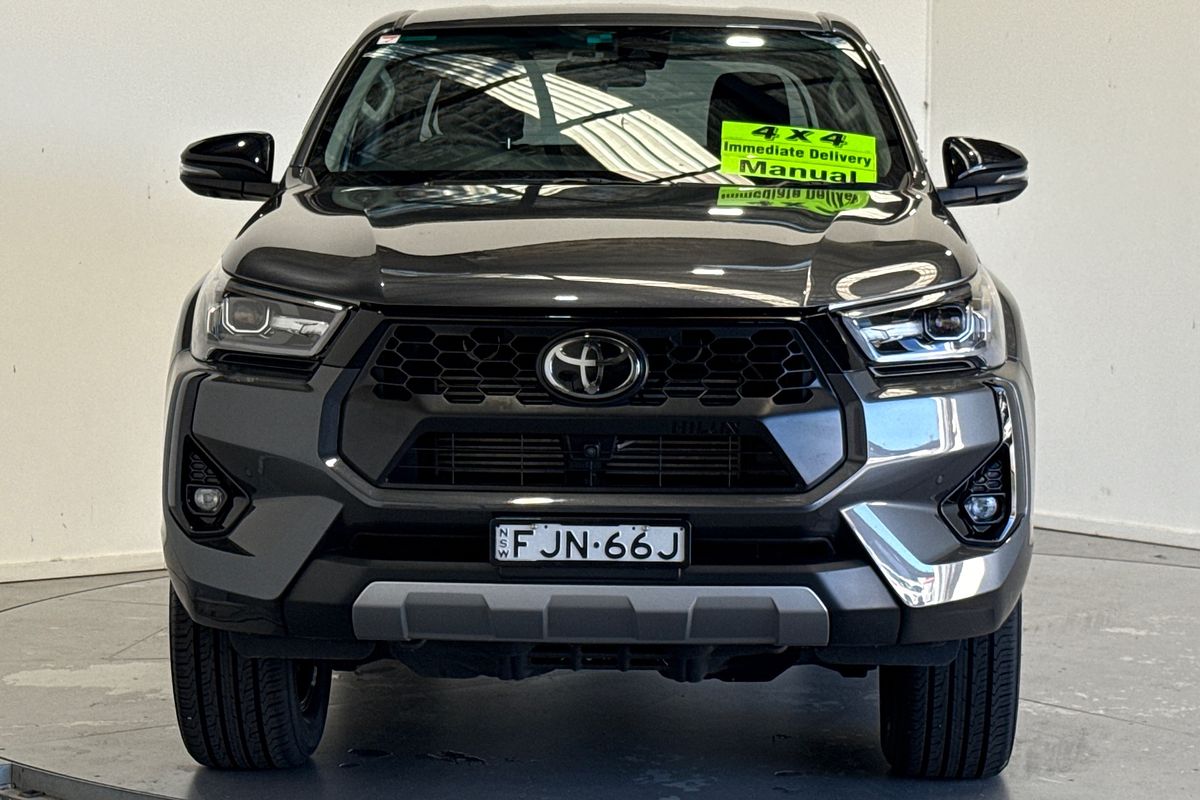 2024 Toyota Hilux SR5 GUN126R