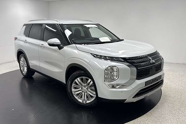 2021 Mitsubishi Outlander LS ZM