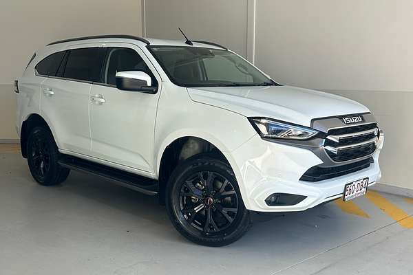 2021 Isuzu MU-X LS-T