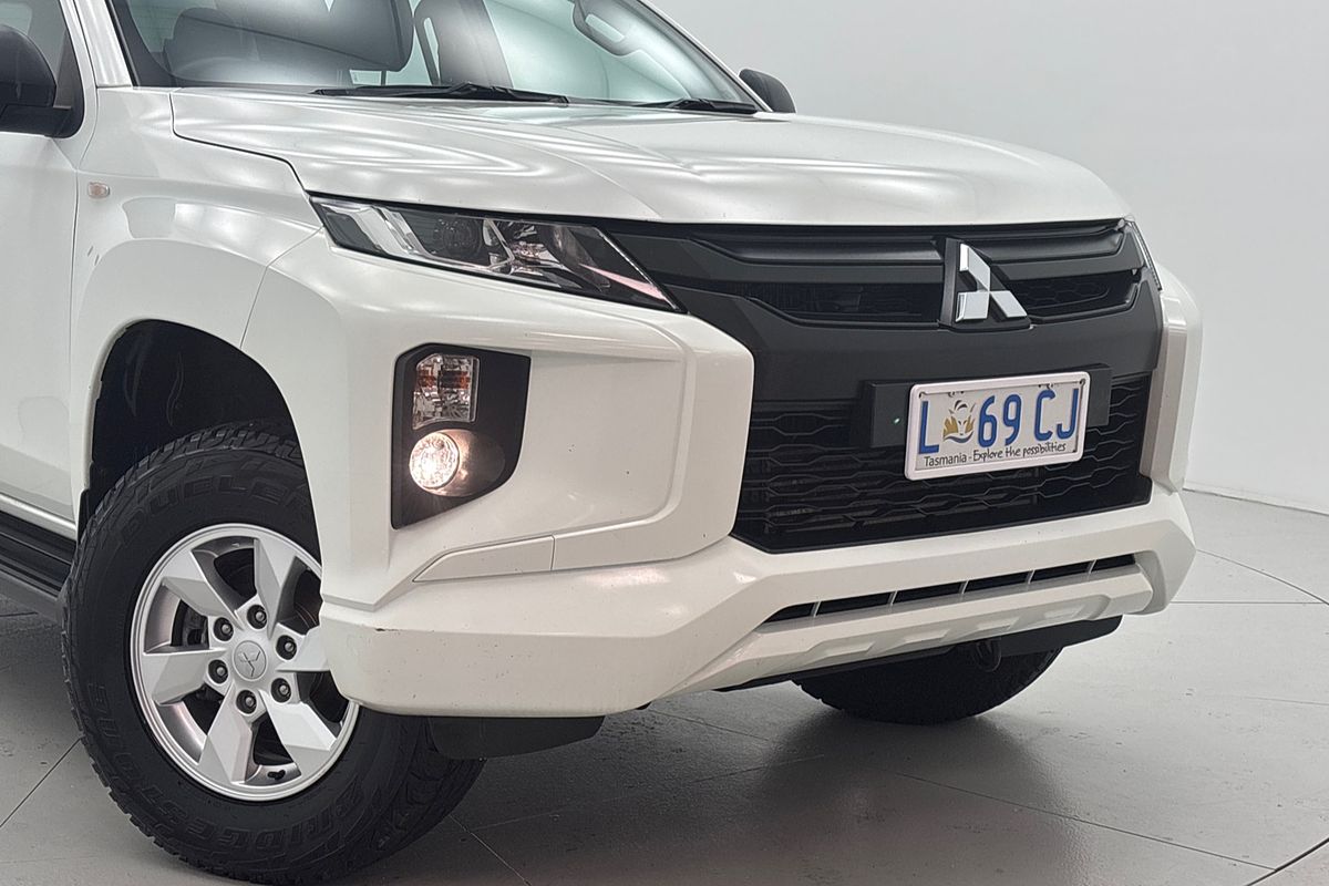 2023 Mitsubishi Triton GLX+ MR 4X4