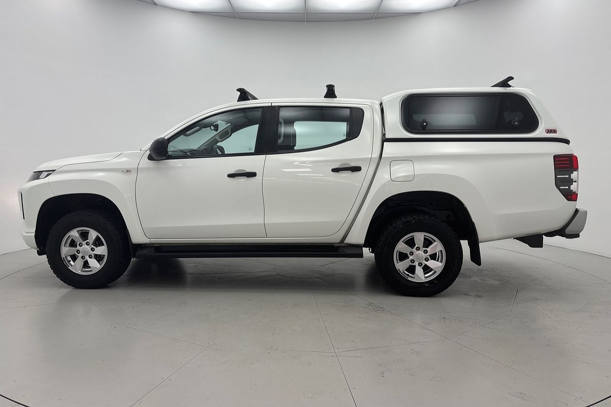 2023 Mitsubishi MR Triton GLX+ 2.4L D 6A/T 4X4 DC PU