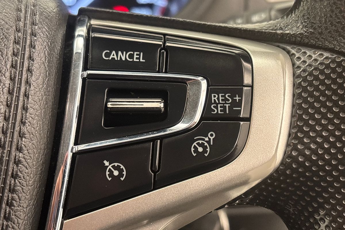 2023 Mitsubishi MR Triton GLX+ 2.4L D 6A/T 4X4 DC PU