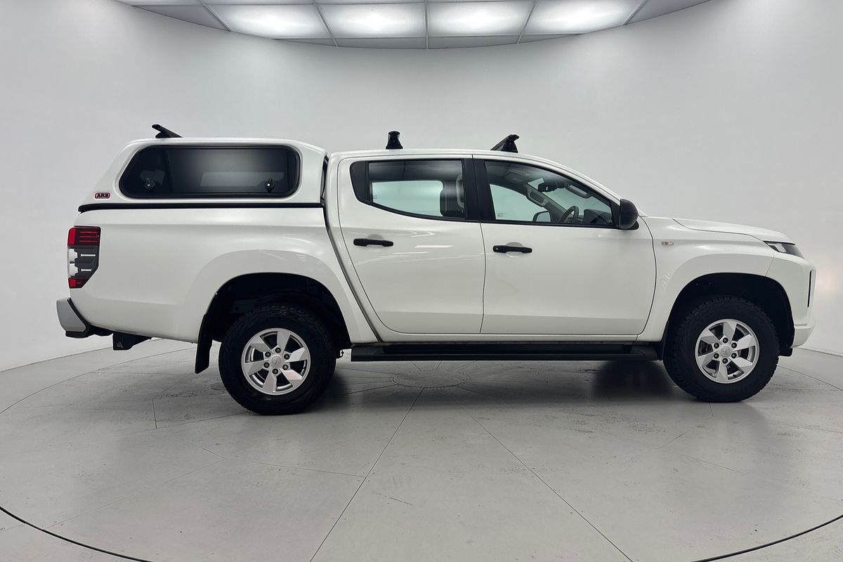 2023 Mitsubishi MR Triton GLX+ 2.4L D 6A/T 4X4 DC PU
