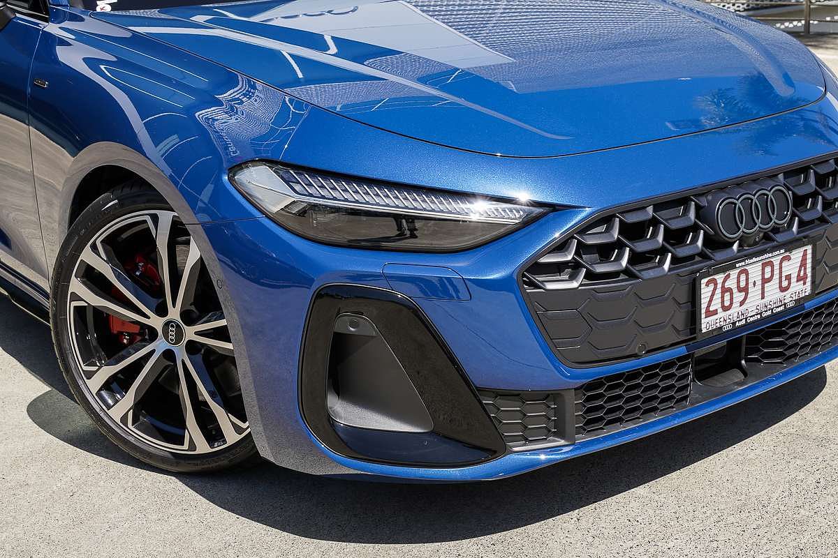 2025 Audi A5 e-hybrid S-Line B10