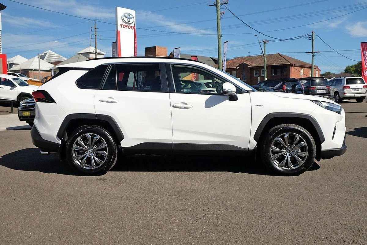 2024 Toyota RAV4 GXL AXAH52R