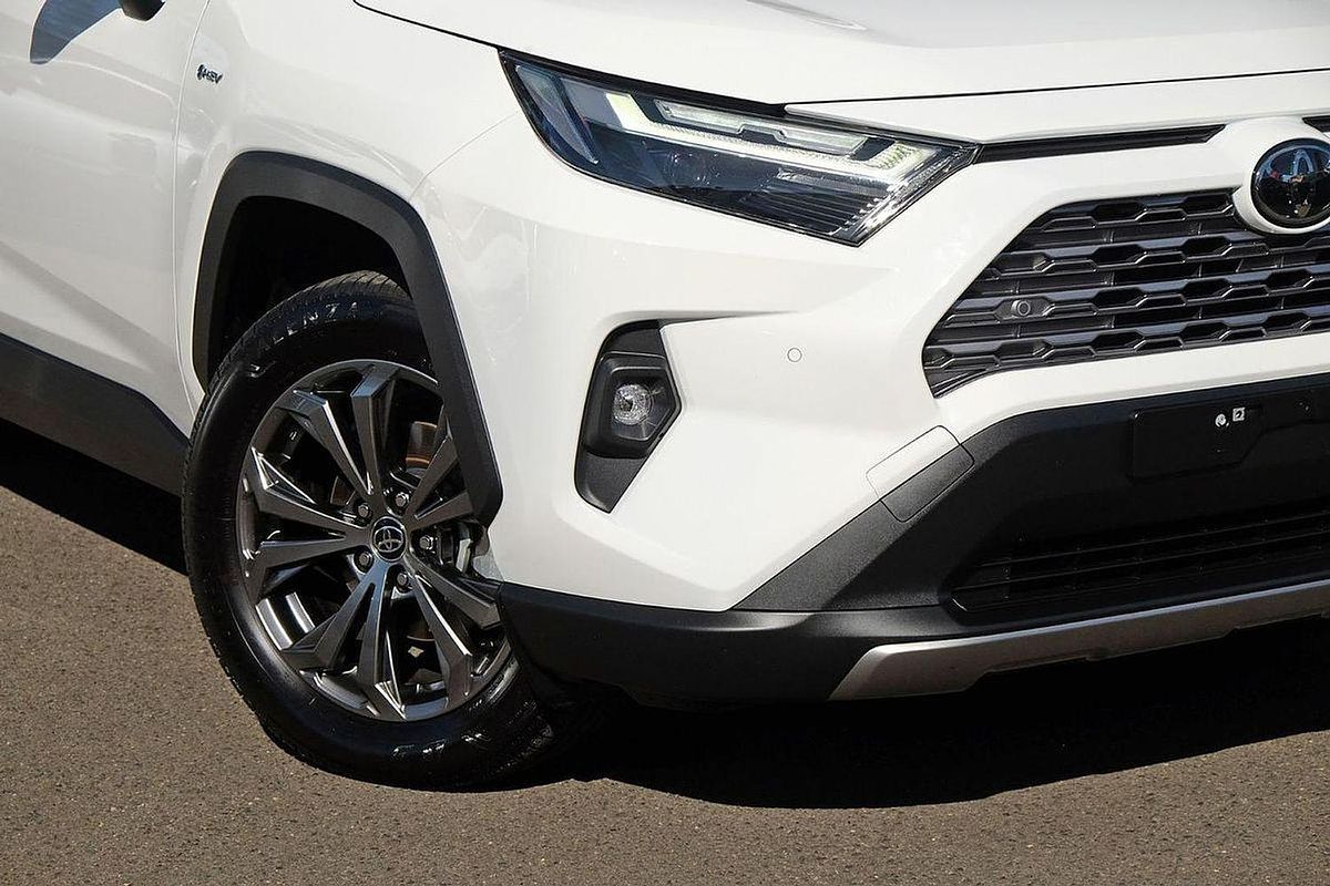 2024 Toyota RAV4 GXL AXAH52R