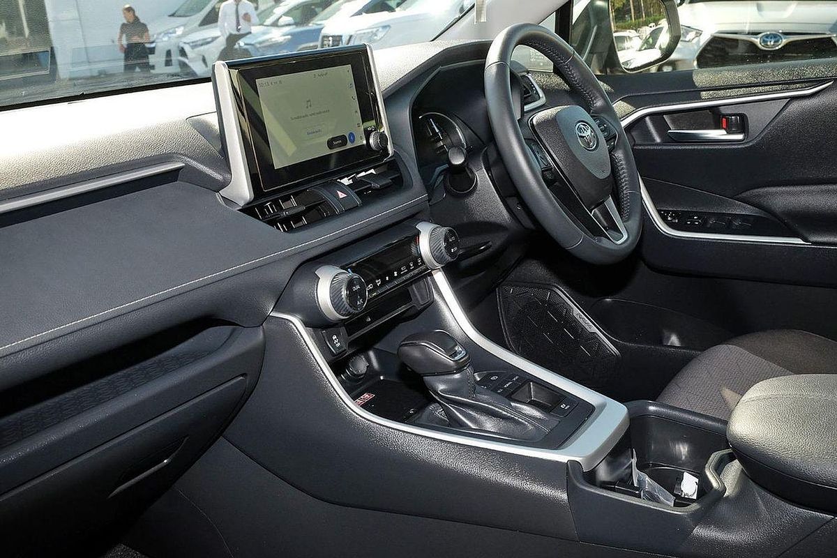 2024 Toyota RAV4 GXL AXAH52R