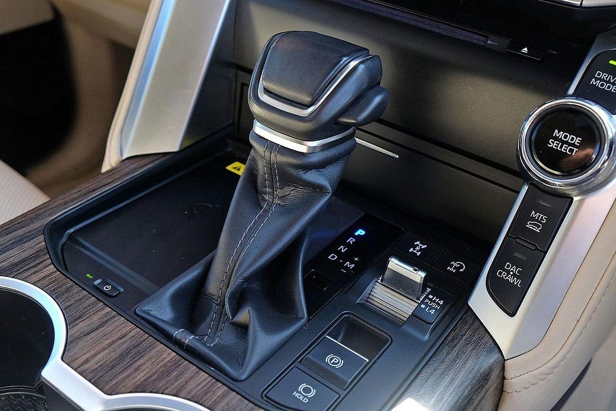 2023 Toyota Landcruiser VX FJA300R