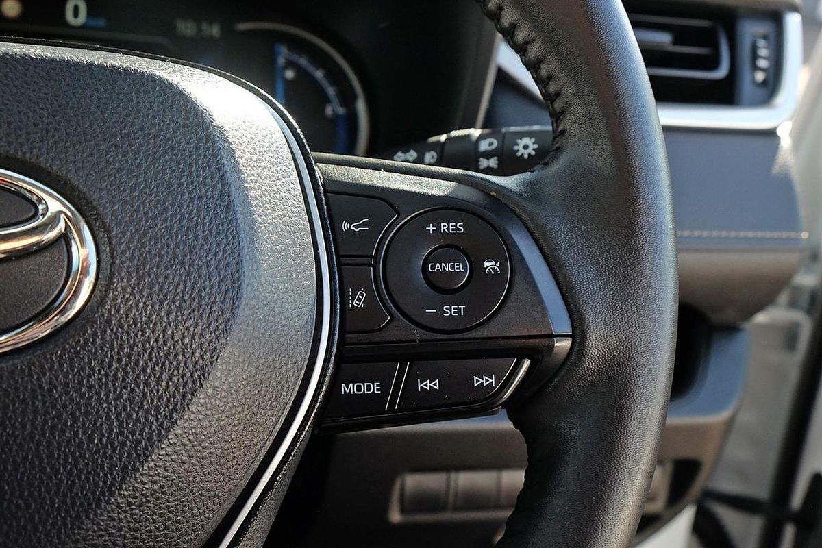 2024 Toyota RAV4 GXL AXAH52R