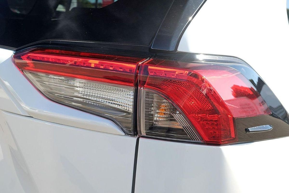 2024 Toyota RAV4 GXL AXAH52R